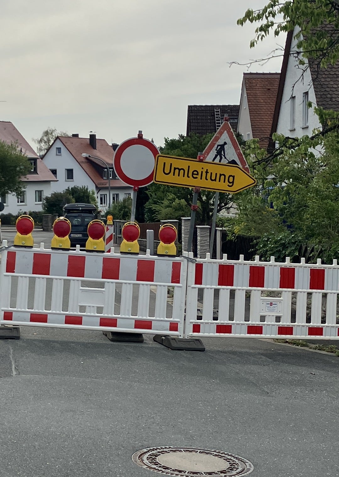Hinweis zur Sperrung des Lenzenbühlwegs